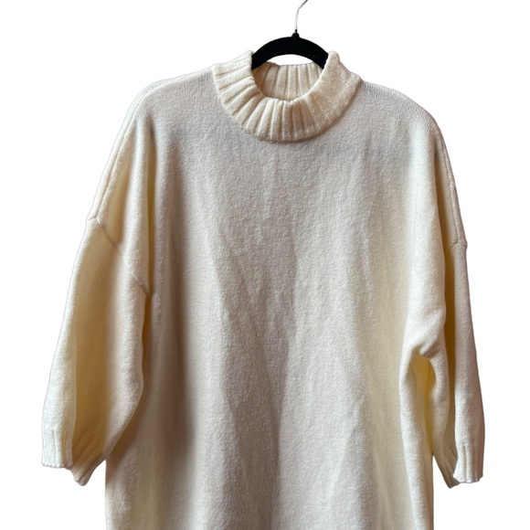TUCKERNUCK Oversized Mock Neck Pullover Sweater 3/4 Sleeve Ivory Cream White S - Picture 2 of 8